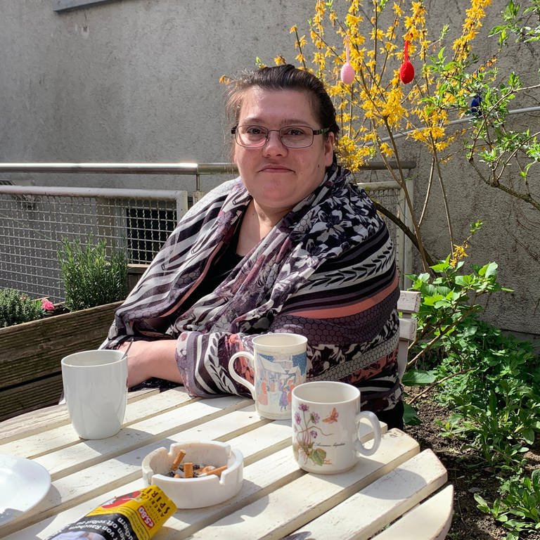 Michaela Engels aus Karlsruhe ist von Armut betroffen. So wie ihr gehen es rund 1,5 weiteren Menschen in Baden-Wüttemberg, das zeigt der aktuelle Armutsbericht.