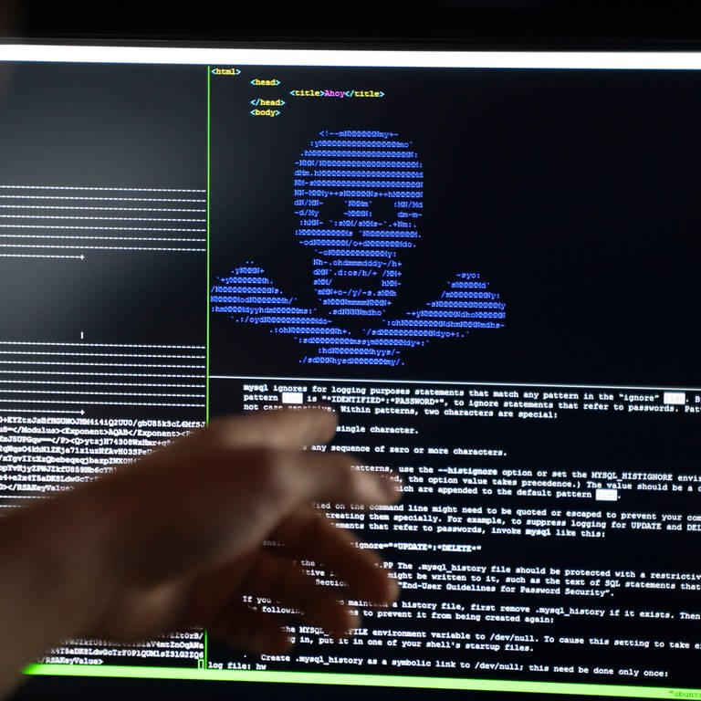 Auf dem Cyperkongress in Ingelheim informieren sich Unternehmen, wie sie sich gegen Hacker-Angriffe wehren können. 