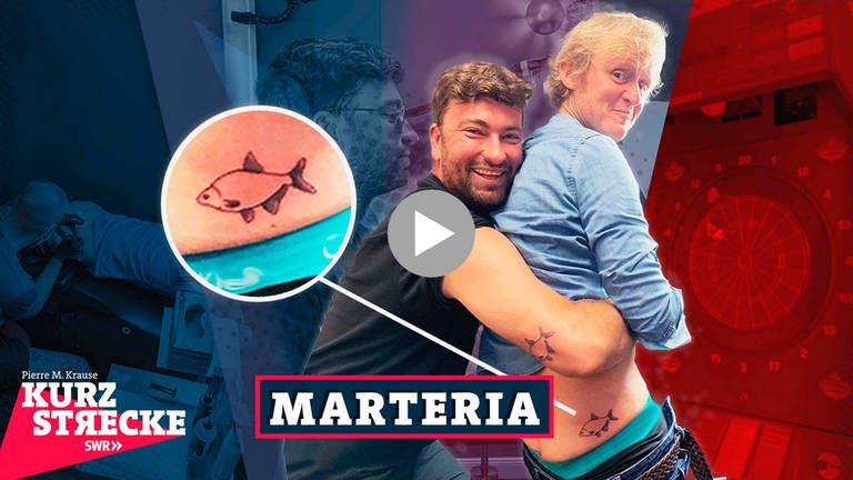 Marteria und Pierre M. Krause haben sich beide einen Fisch tätowieren lassen und werden damit zu "Brasse-Brüdern". "Kurzstrecke: Marteria fischt frische Fische"