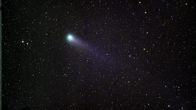 In den Medien wird nicht ungern er als „Teufelskomet“ bezeichnet – doch diese Bezeichnung für den Komet Pons-Brooks führt in die Irre.