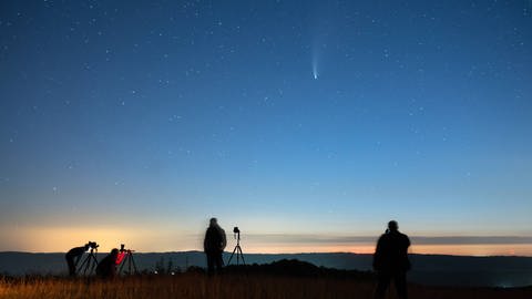 Der Komet Neowise lässt sich bei guten Bedingungen bis Ende Juli am Nachthimmel beobachten.